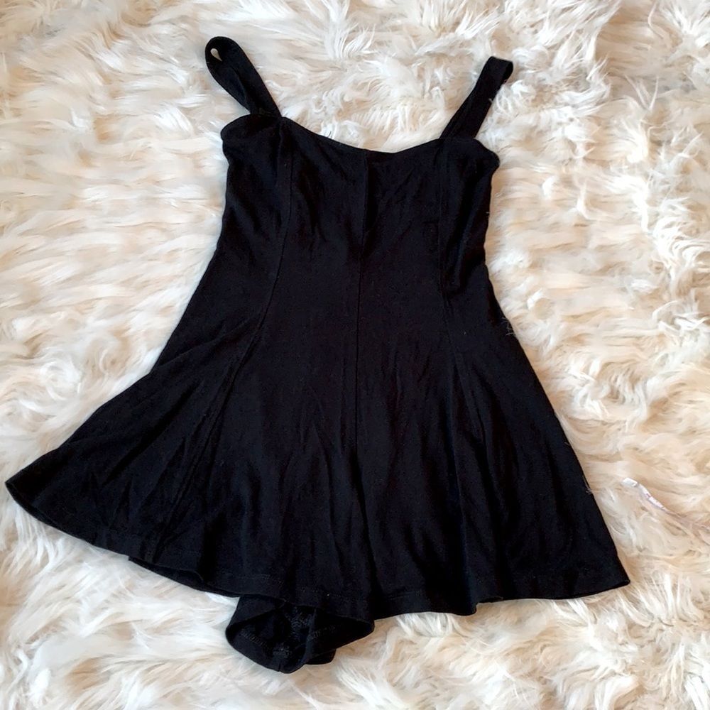 Forever 21 Black Cutout Knit Romper Size Small - Picture 3 of 11